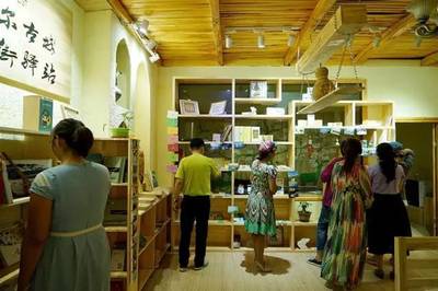 絲路新驛 探訪喀什異域風(fēng)情主題郵局，解鎖郵政文化與展覽服務(wù)新體驗(yàn)